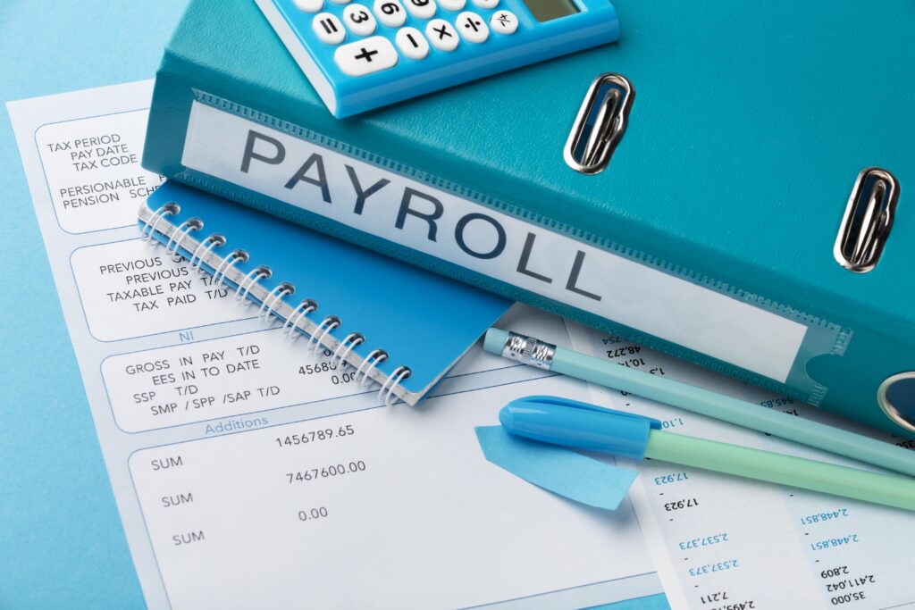 QuickBooks Payroll 2025 dashboard highlighting advanced payroll automation